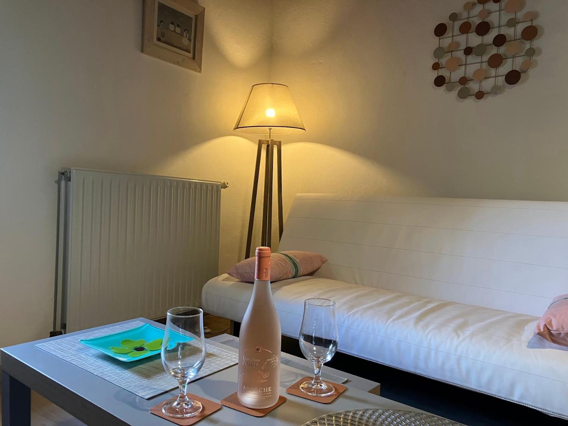 Gite La Serre - Maison De Village Au Calme Et Au Coeur Des Plus Beaux Sites Ardechois 格罗斯皮埃雷斯 外观 照片