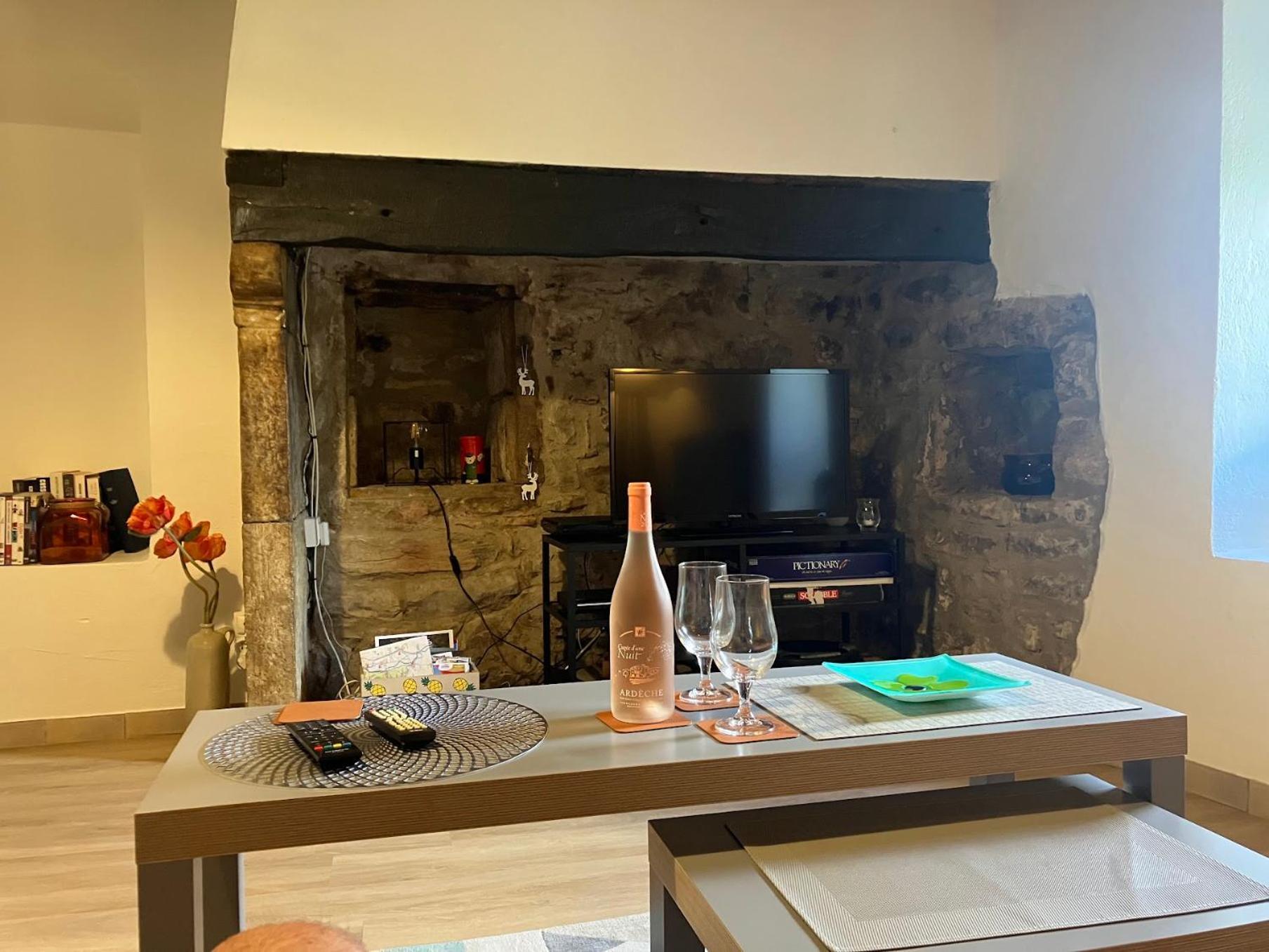 Gite La Serre - Maison De Village Au Calme Et Au Coeur Des Plus Beaux Sites Ardechois 格罗斯皮埃雷斯 外观 照片